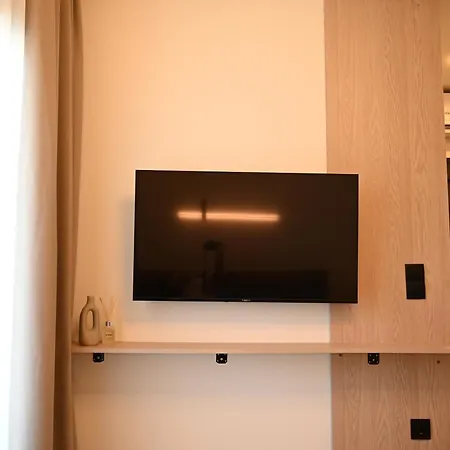 Oikies Theano シビリ